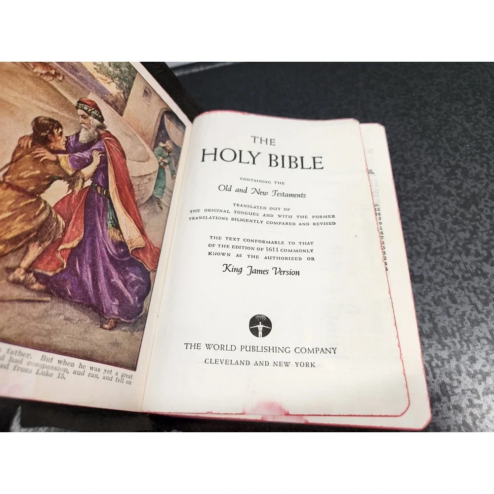 World Publishing Holy Bible Red Letter Edition KJV King James Black Paperback